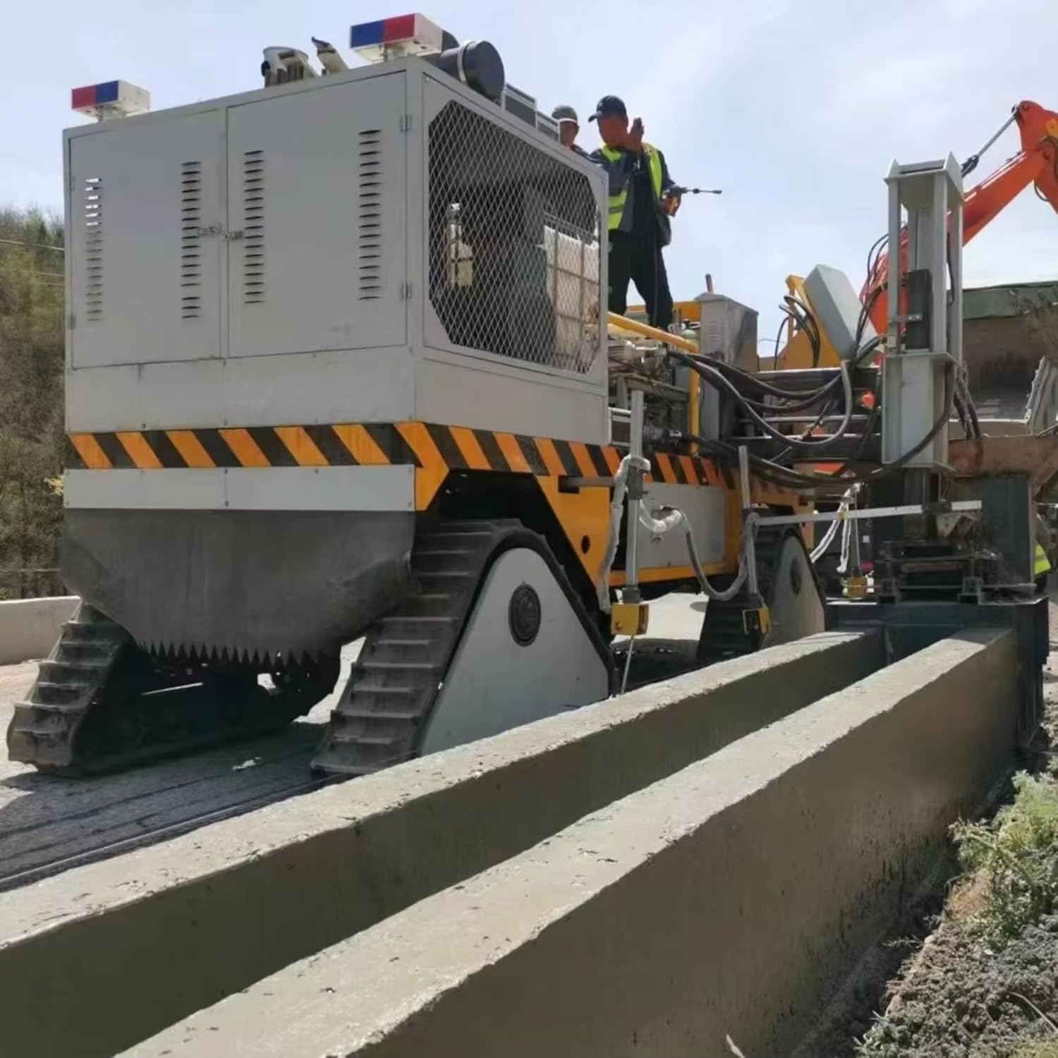 buy slipform curb paver,should I buy a slipform curb paver,slipform curb paver vs alternatives,automatic curb machine pros cons,best concrete curb paving machine,slipform curb paver worth buying unboxing and complete package contents