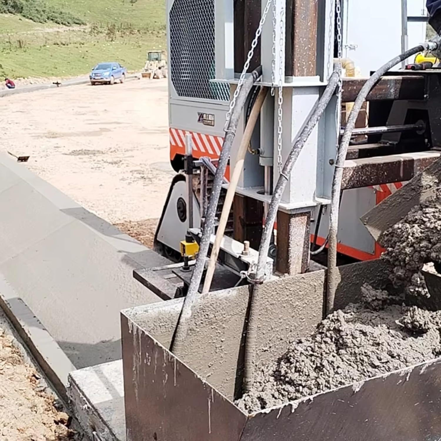 buy tracked concrete curb slipform machine,should I buy a tracked curb slipform paver,curb and gutter paver vs traditional forms,hydraulic tracked curb machine pros cons,best concrete curb paving equipment,all terrain curb slipform paver worth buying unboxing and complete package contents