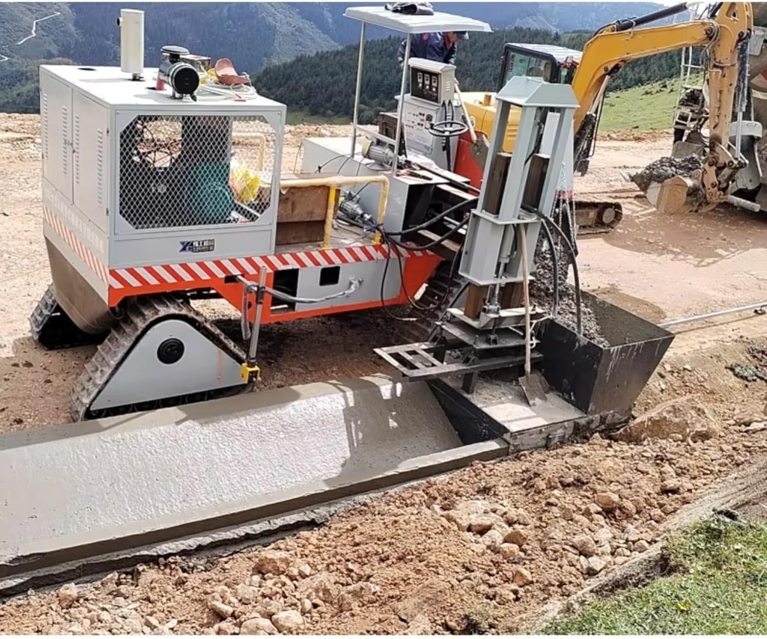 buy tracked concrete curb slipform machine,should I buy a tracked curb slipform paver,curb and gutter paver vs traditional forms,hydraulic tracked curb machine pros cons,best concrete curb paving equipment,all terrain curb slipform paver worth buying performance testing and real-world results