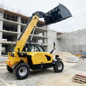 Image 1 of telescopic handler review